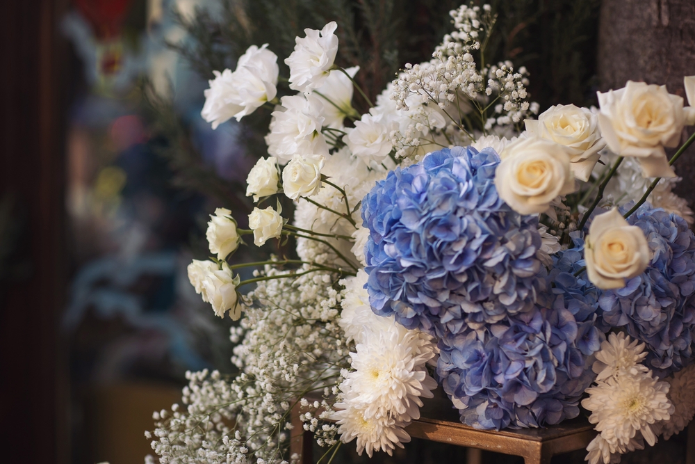 Wedding,decorations,with,flowers.,beautiful,decorated,ceremony,zone,,blue,flowers.